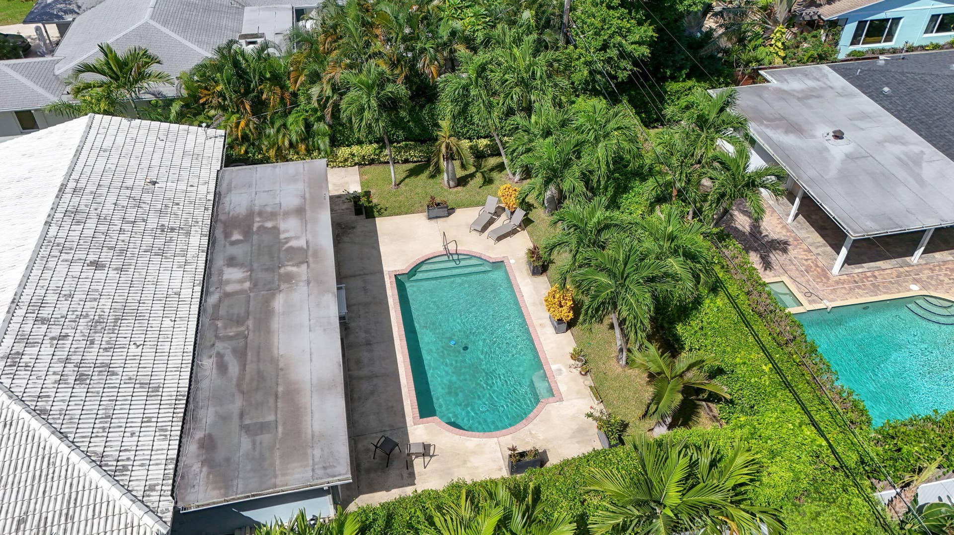 128 VASSAR Drive, Lake Worth Beach, FL 33460 76-web-or-mls-DJI_20261007235143_0351_D-