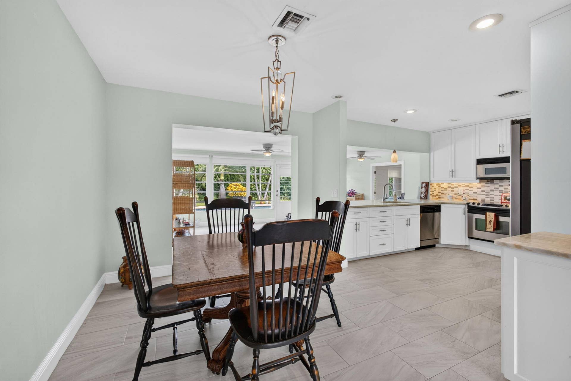 128 VASSAR Drive, Lake Worth Beach, FL 33460 15-web-or-mls-5D1A5614