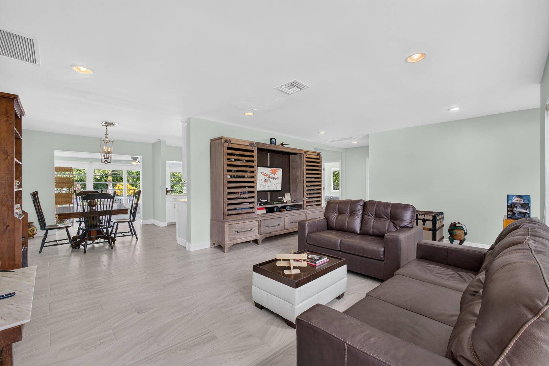 128 VASSAR Drive, Lake Worth Beach, FL 33460 13-web-or-mls-5D1A5604