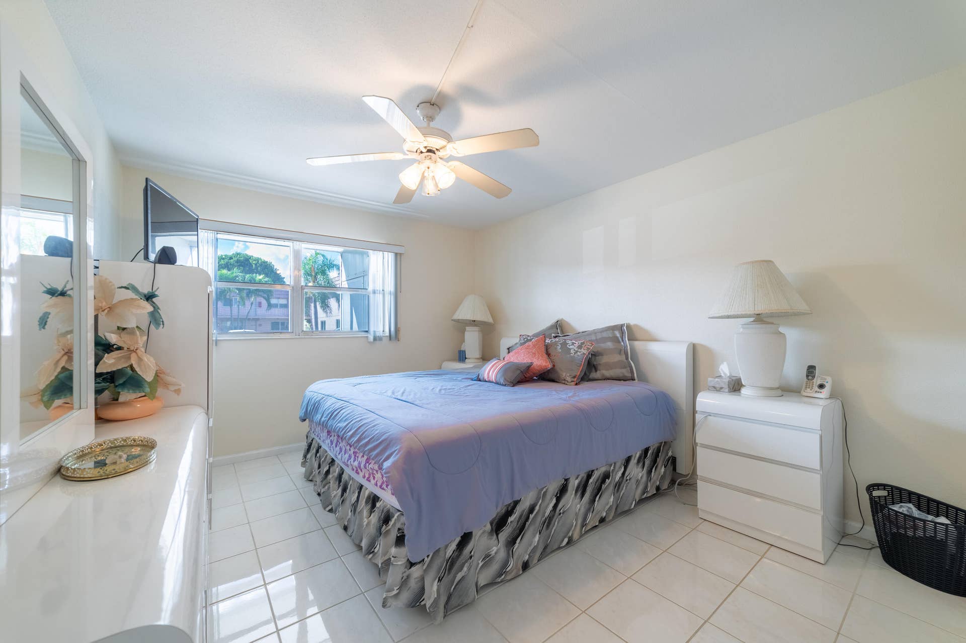 305 Saxony G, Delray Beach, FL 33446 Bedroom