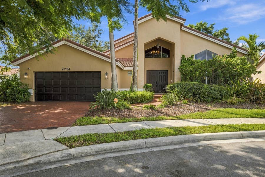 Property photo for 20104 NW 9TH Drive, Pembroke Pines, FL