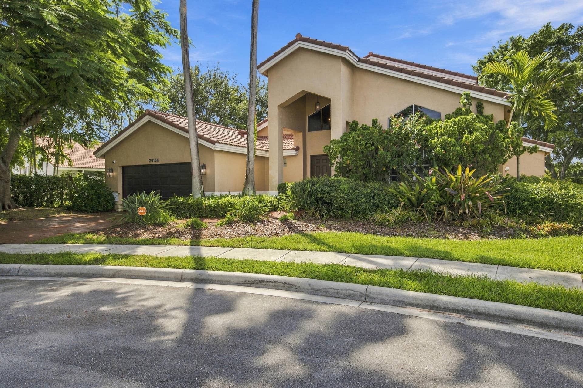 20104 NW 9TH Drive, Pembroke Pines, FL 33029 2-print-IMG_9226