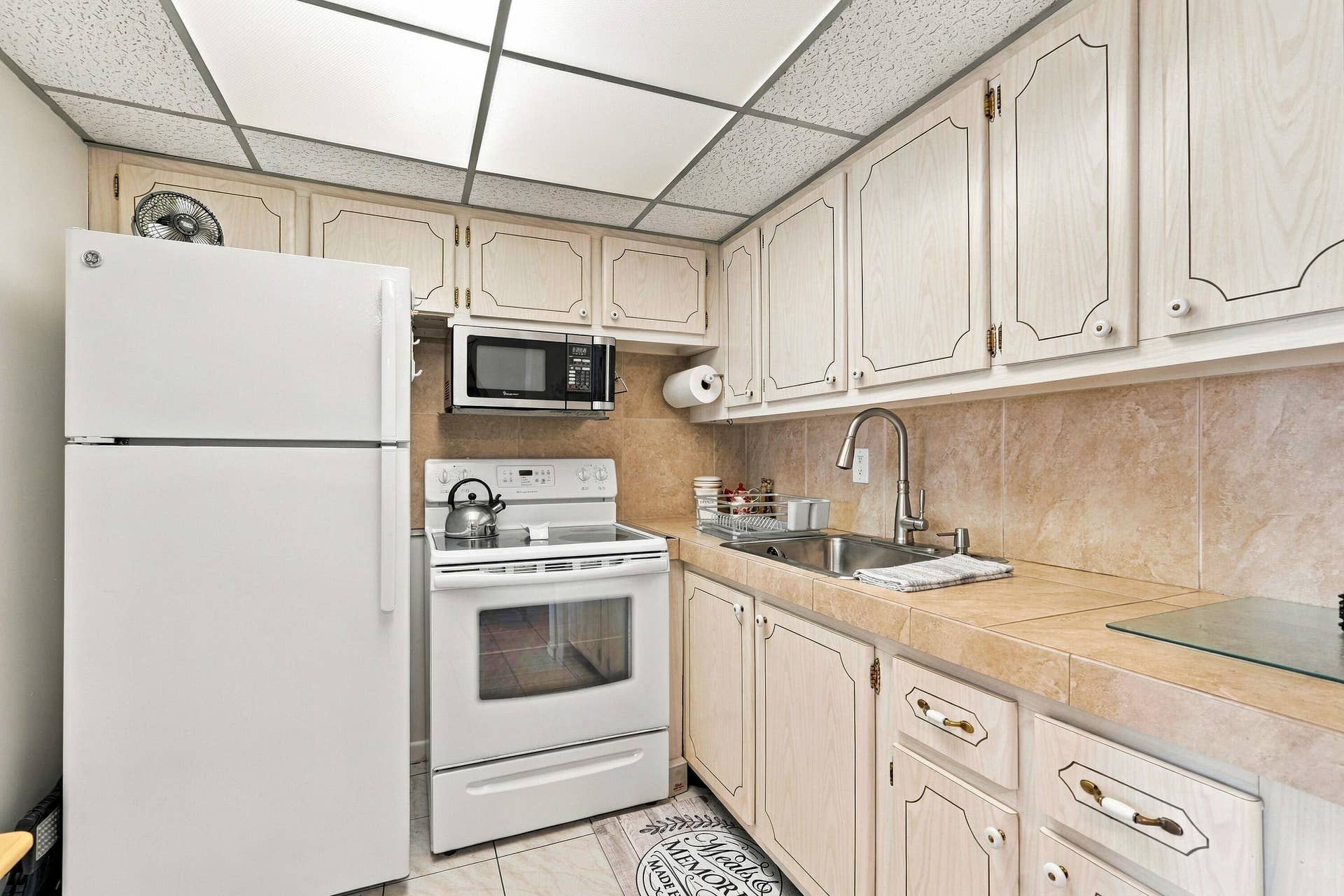 85 KINGSWOOD E, West Palm Beach, FL 33417 08_dsc06371