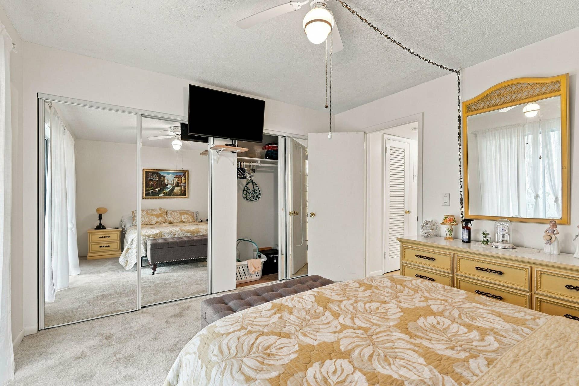 85 KINGSWOOD E, West Palm Beach, FL 33417 11_dsc06386_with_tv