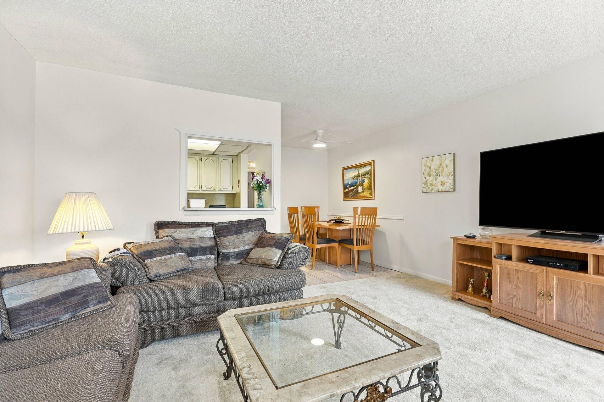 85 KINGSWOOD E, West Palm Beach, FL 33417 05_dsc06351_with_tv