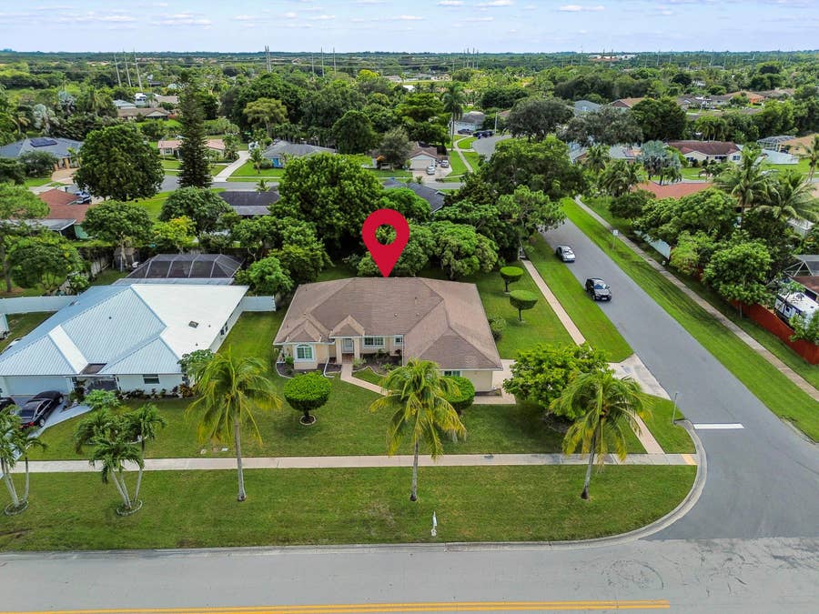Property photo for 203 Ponce de Leon Street, Royal Palm Beach, FL