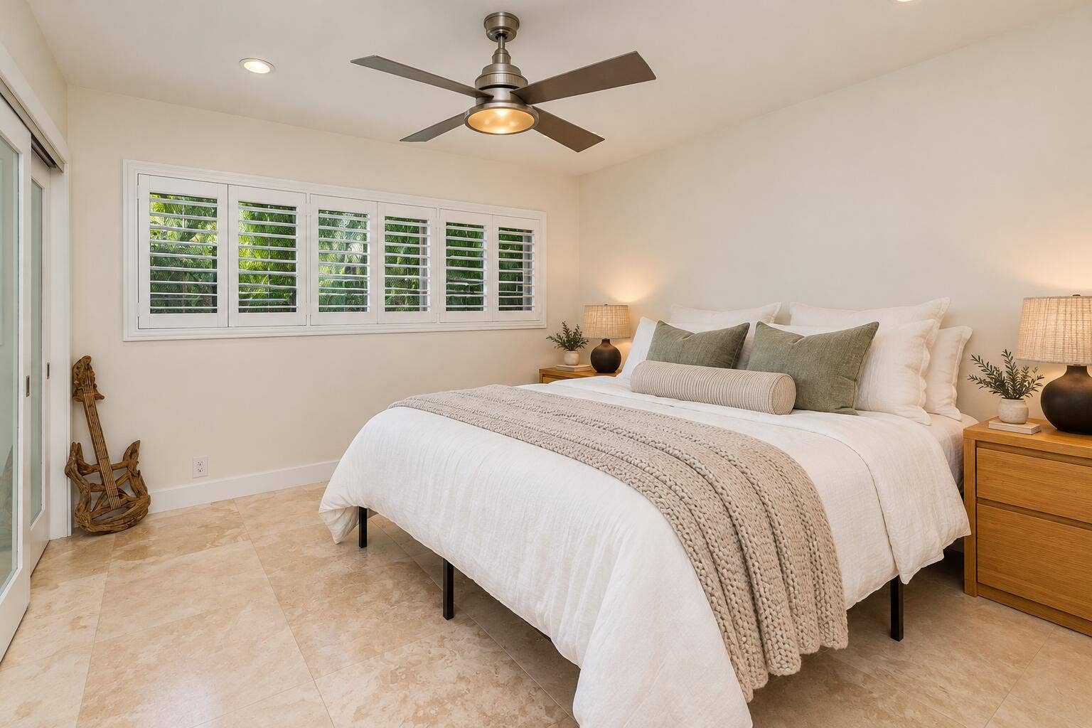 1141 BANYAN Road, Boca Raton, FL 33432 Guest Room
