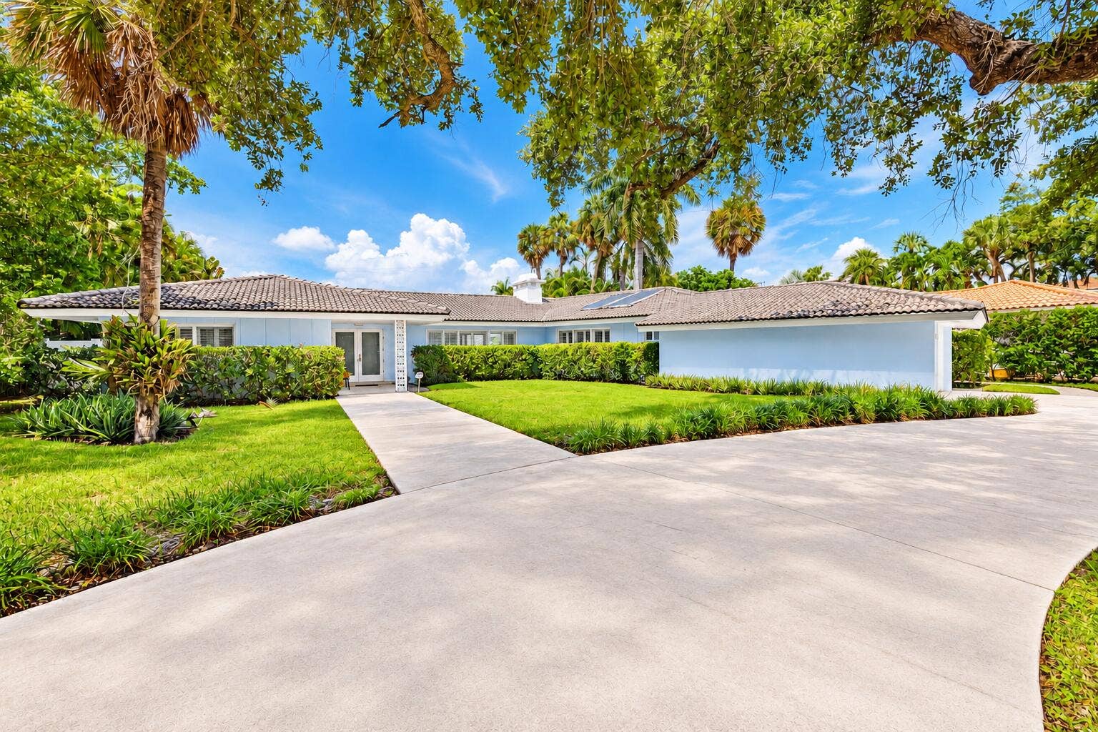 1141 BANYAN Road, Boca Raton, FL 33432 6