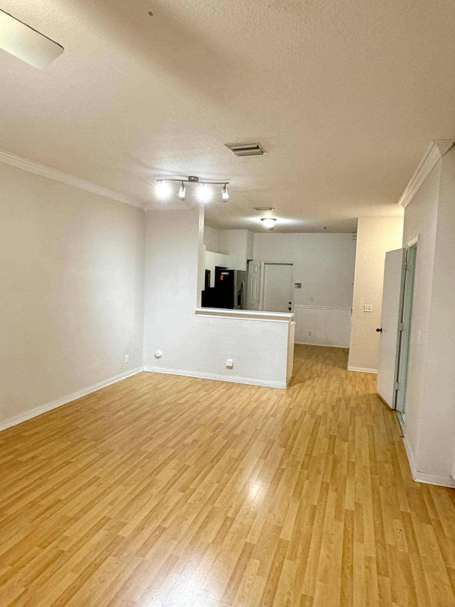 2124 Hacienda Terrace (6)