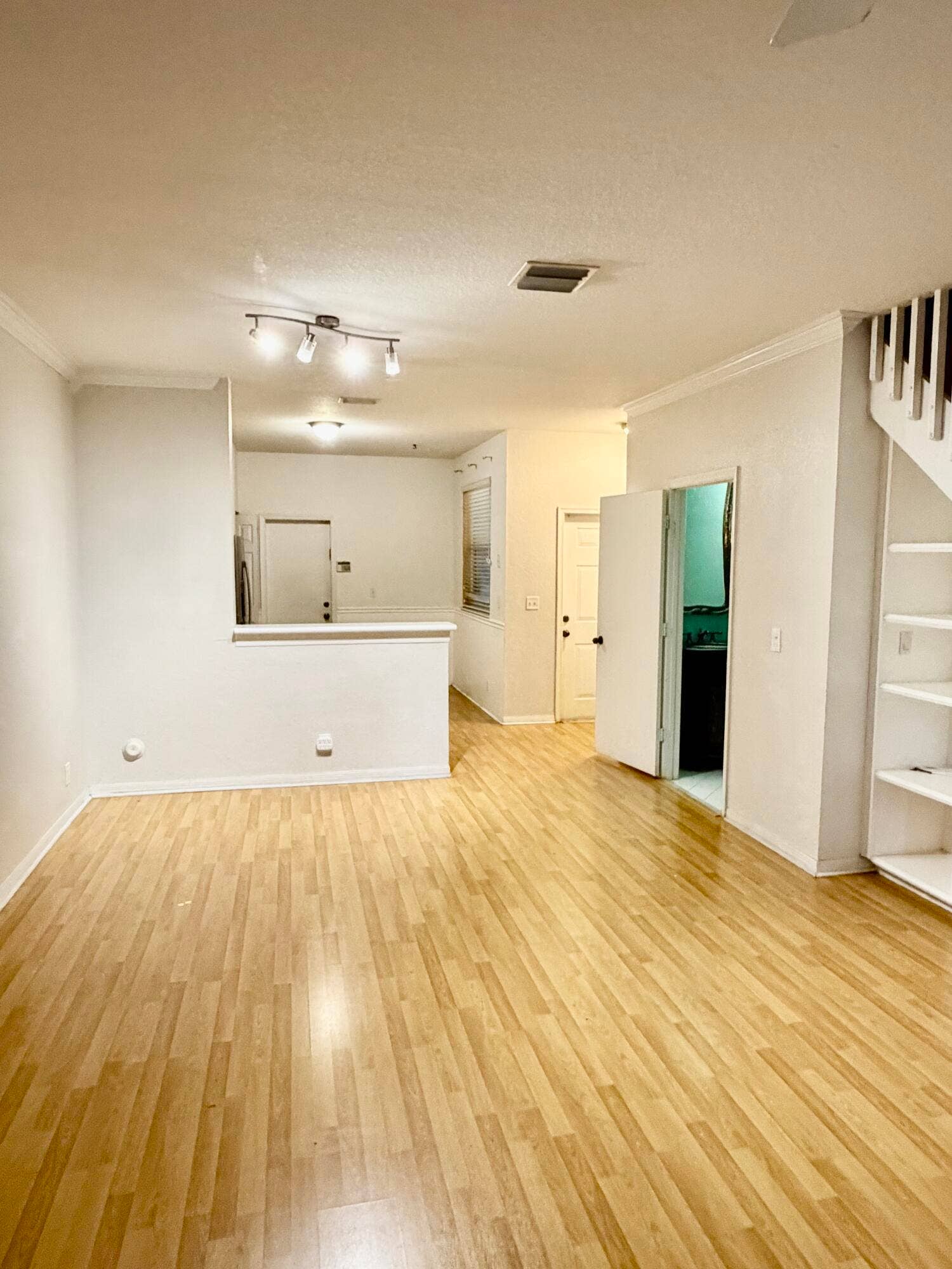 2124 Hacienda Terrace (5)