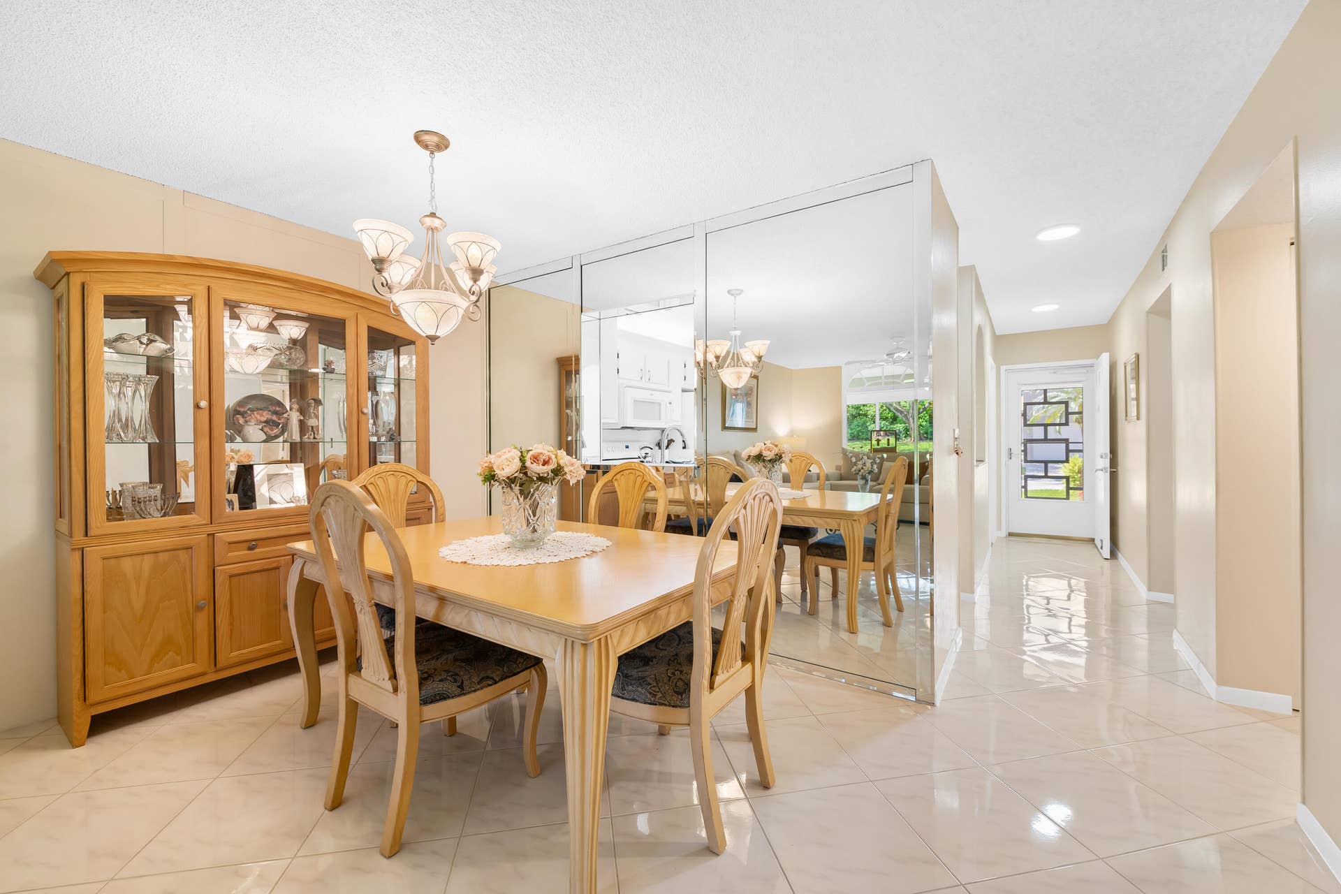 9095 FLYNN Circle, #2, Boca Raton, FL 33496 DSC_7608