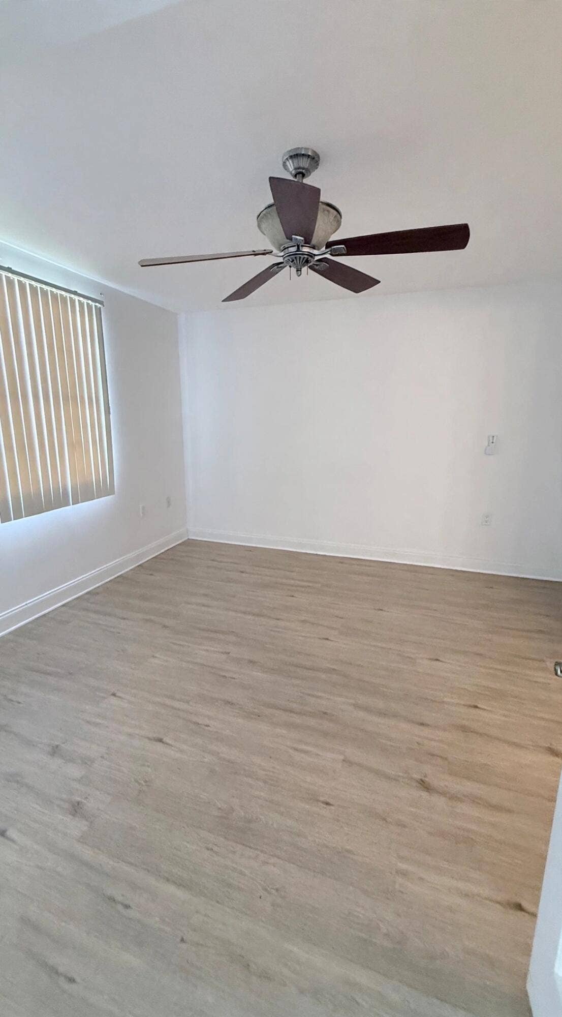 10-bedroom-2-angle-2