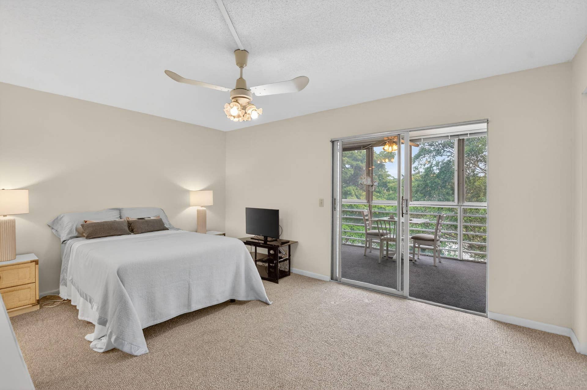 4038 DURHAM B, Deerfield Beach, FL 33442 15-web-or-mls-DSC_5053