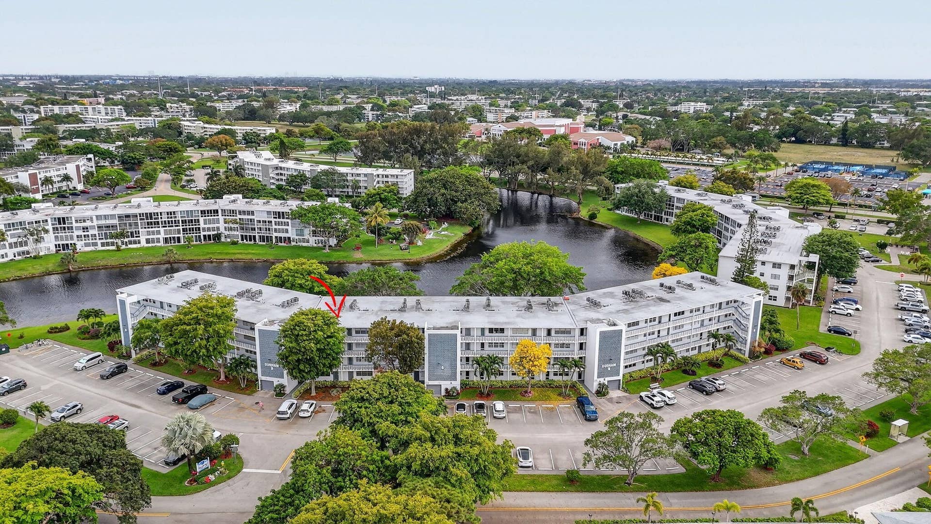4038 DURHAM B, Deerfield Beach, FL 33442 33-web-or-mls-DJI_20260331043000_0431_D_