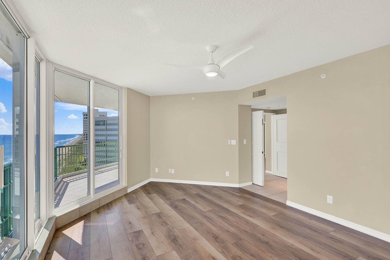 8600 S OCEAN Drive, #1105, Jensen Beach, FL 34957 1105_Regency-20