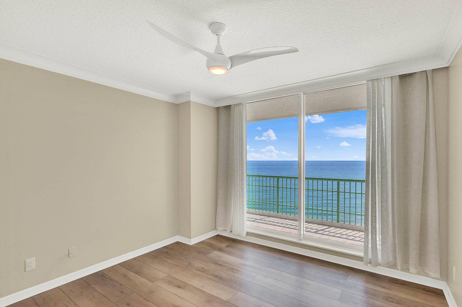 8600 S OCEAN Drive, #1105, Jensen Beach, FL 34957 1105_Regency-26