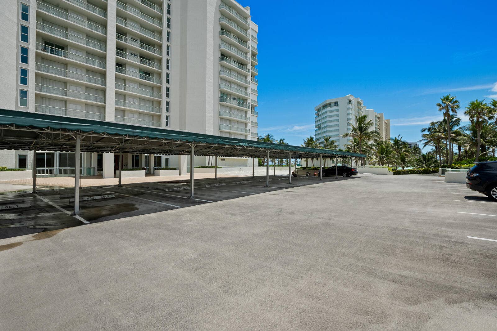 8600 S OCEAN Drive, #1105, Jensen Beach, FL 34957 8600_S_Ocean_Drive_#502-35
