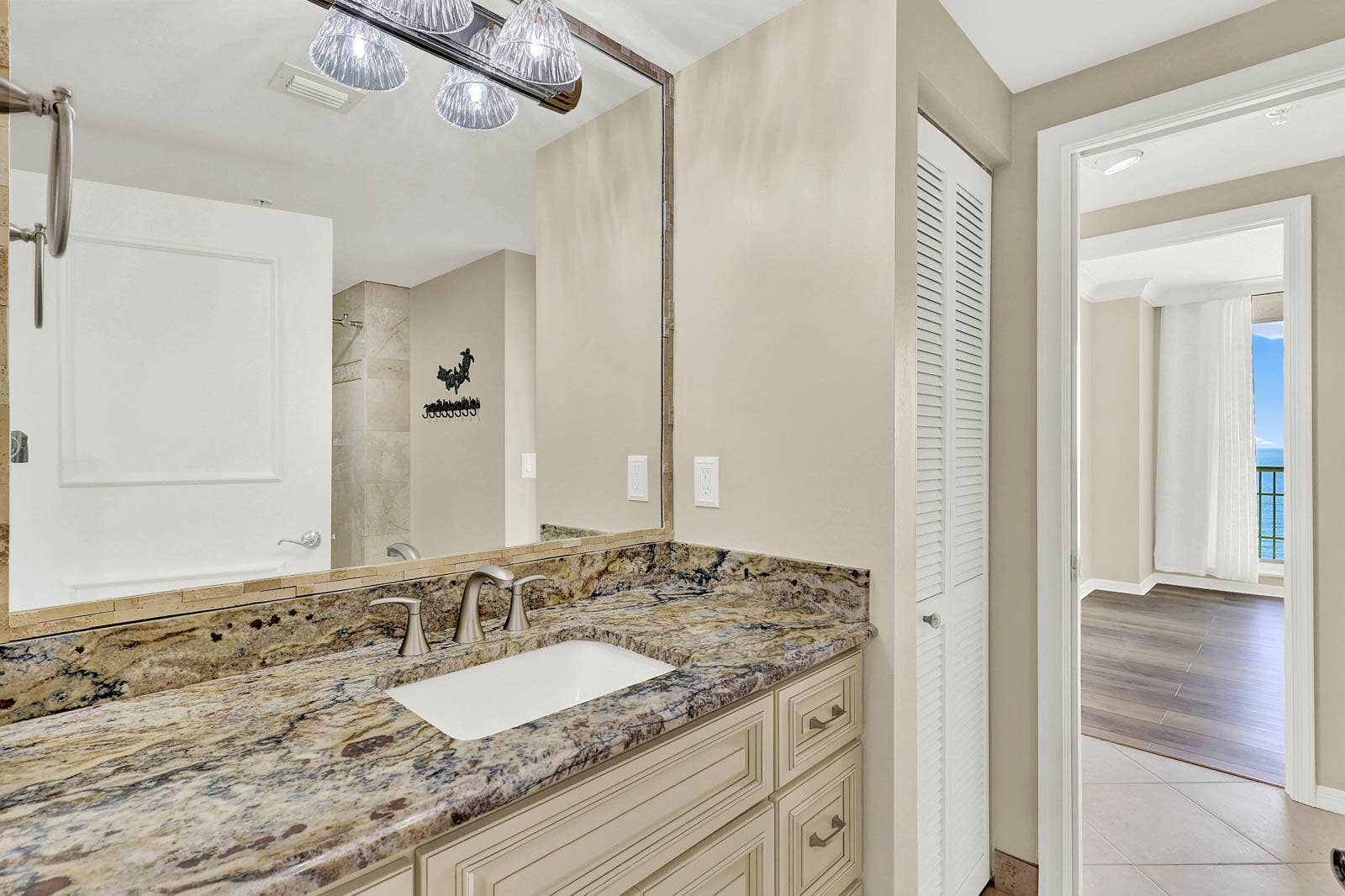 8600 S OCEAN Drive, #1105, Jensen Beach, FL 34957 1105_Regency-30