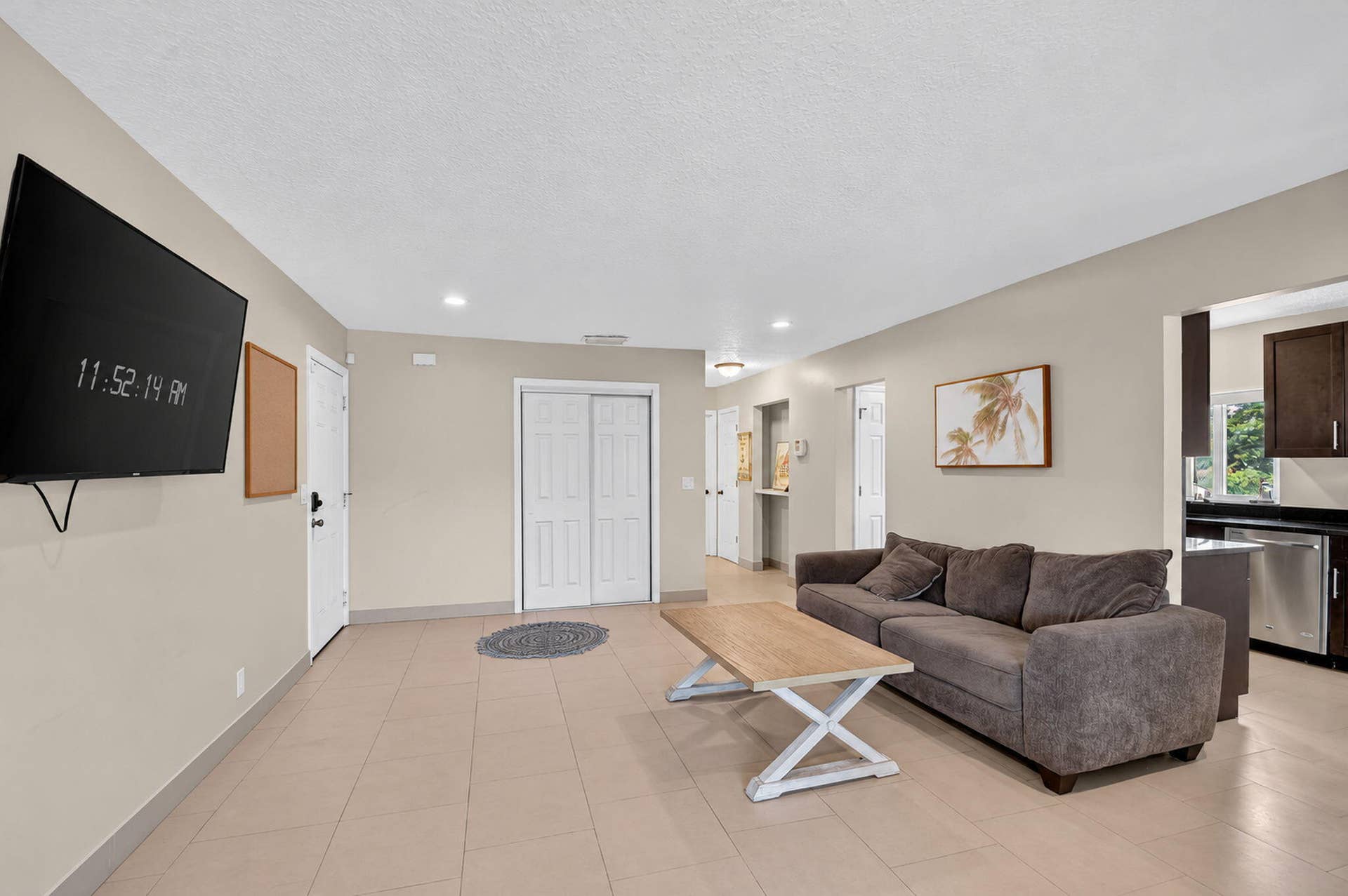 5015 N FLAGLER Drive, West Palm Beach, FL 33407 13-web-or-mls-DSC_1363
