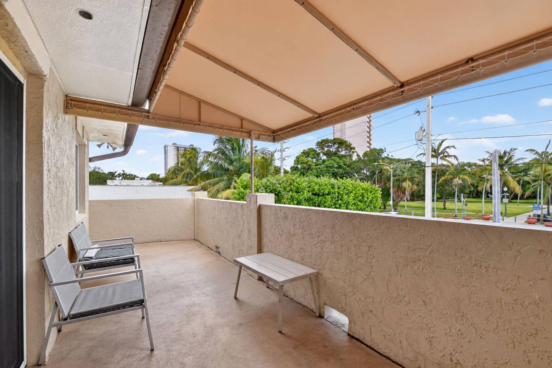 5015 N FLAGLER Drive, West Palm Beach, FL 33407 19-web-or-mls-DSC_1403