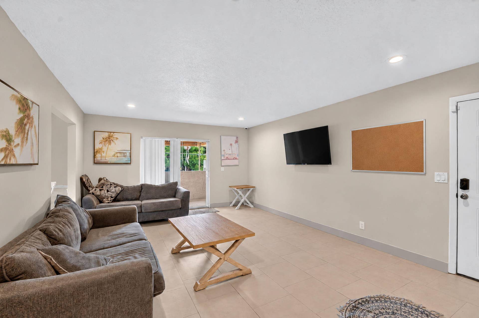 5015 N FLAGLER Drive, West Palm Beach, FL 33407 12-web-or-mls-DSC_1359