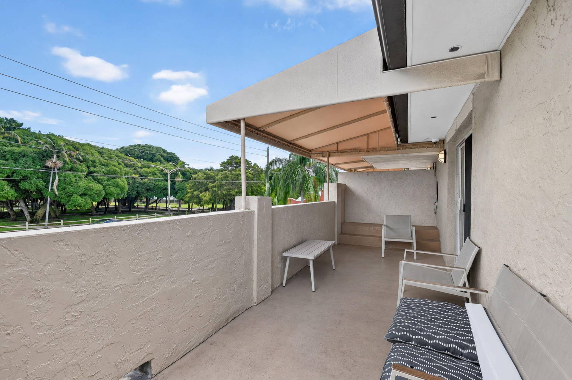 5015 N FLAGLER Drive, West Palm Beach, FL 33407 20-web-or-mls-DSC_1408