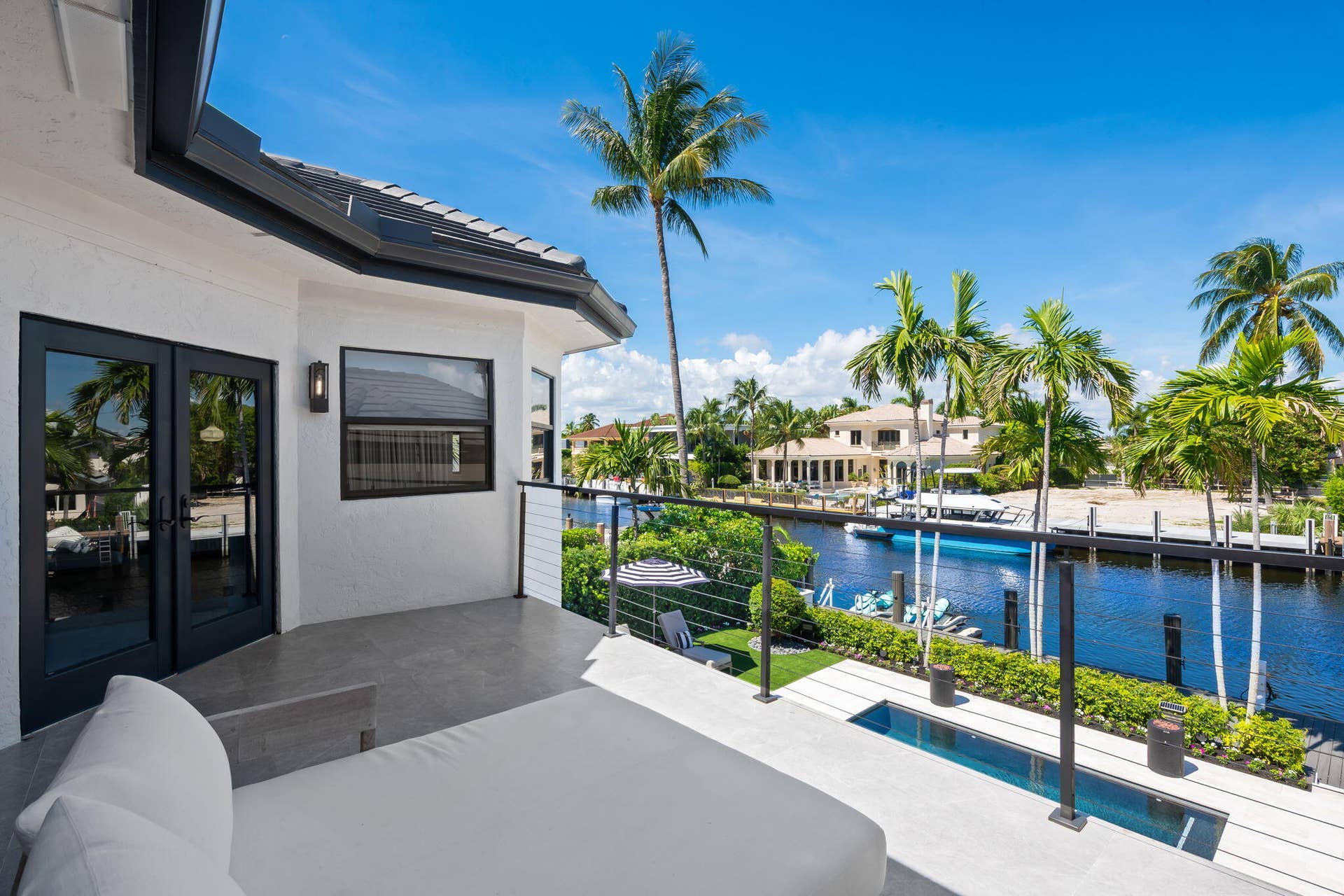 2525 SEA ISLAND Drive, Fort Lauderdale, FL 33301 primary suite balcony