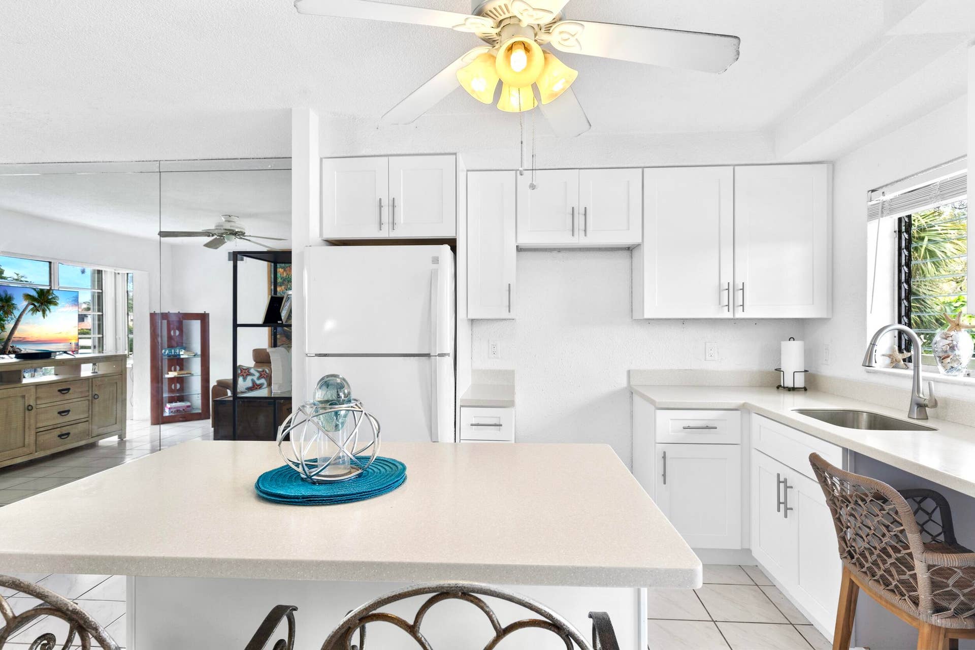 1000 SE 4th Street, #206, Fort Lauderdale, FL 33301 8_453a0527