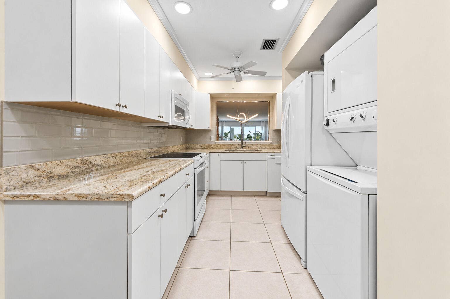 5606 Via Delray Boulevard, #D, Delray Beach, FL 33484 06 - Kitchen Wide