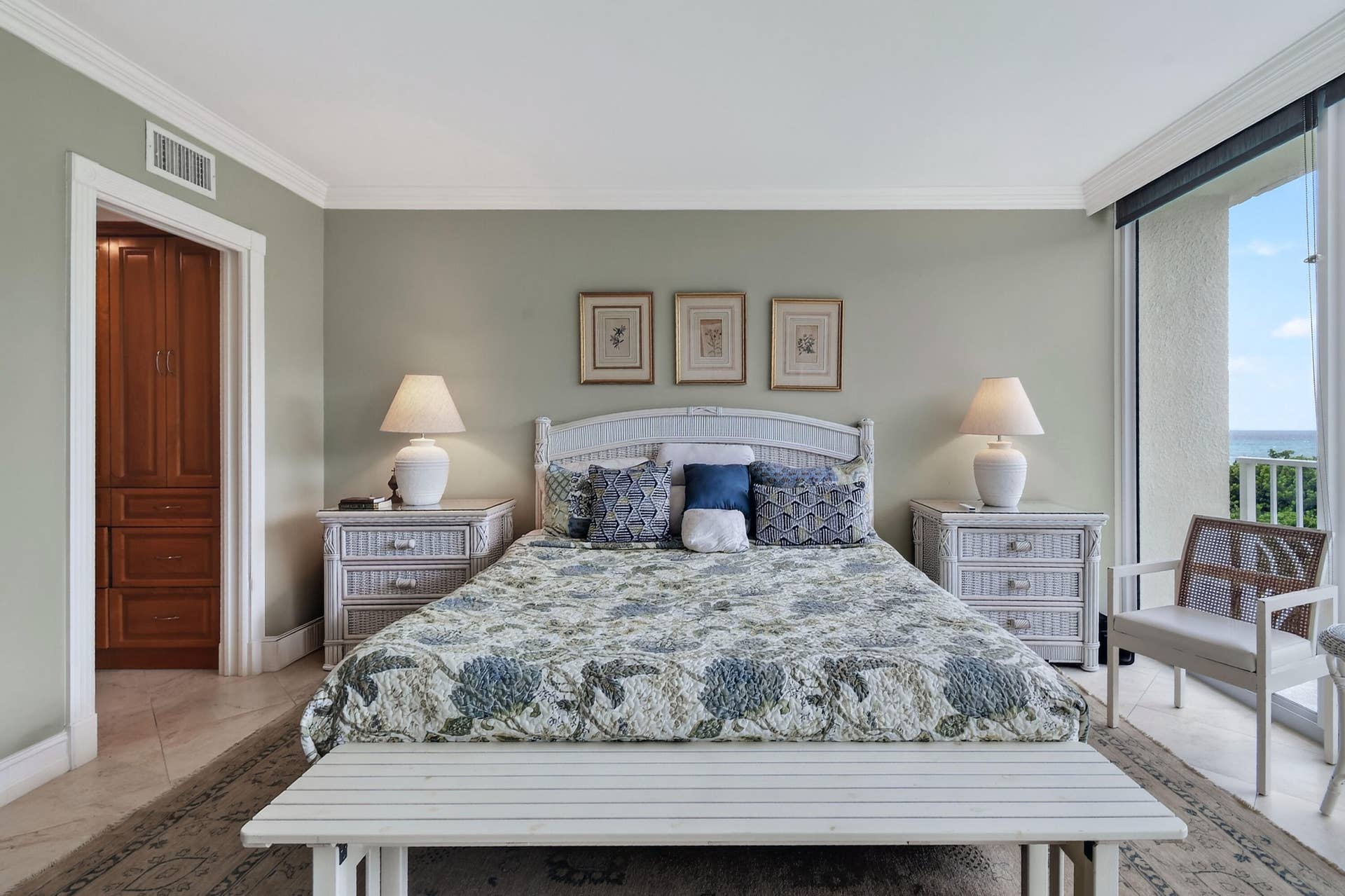 2774 S OCEAN Boulevard, #506, Palm Beach, FL 33480 2774SOceanBlvd#506(21)