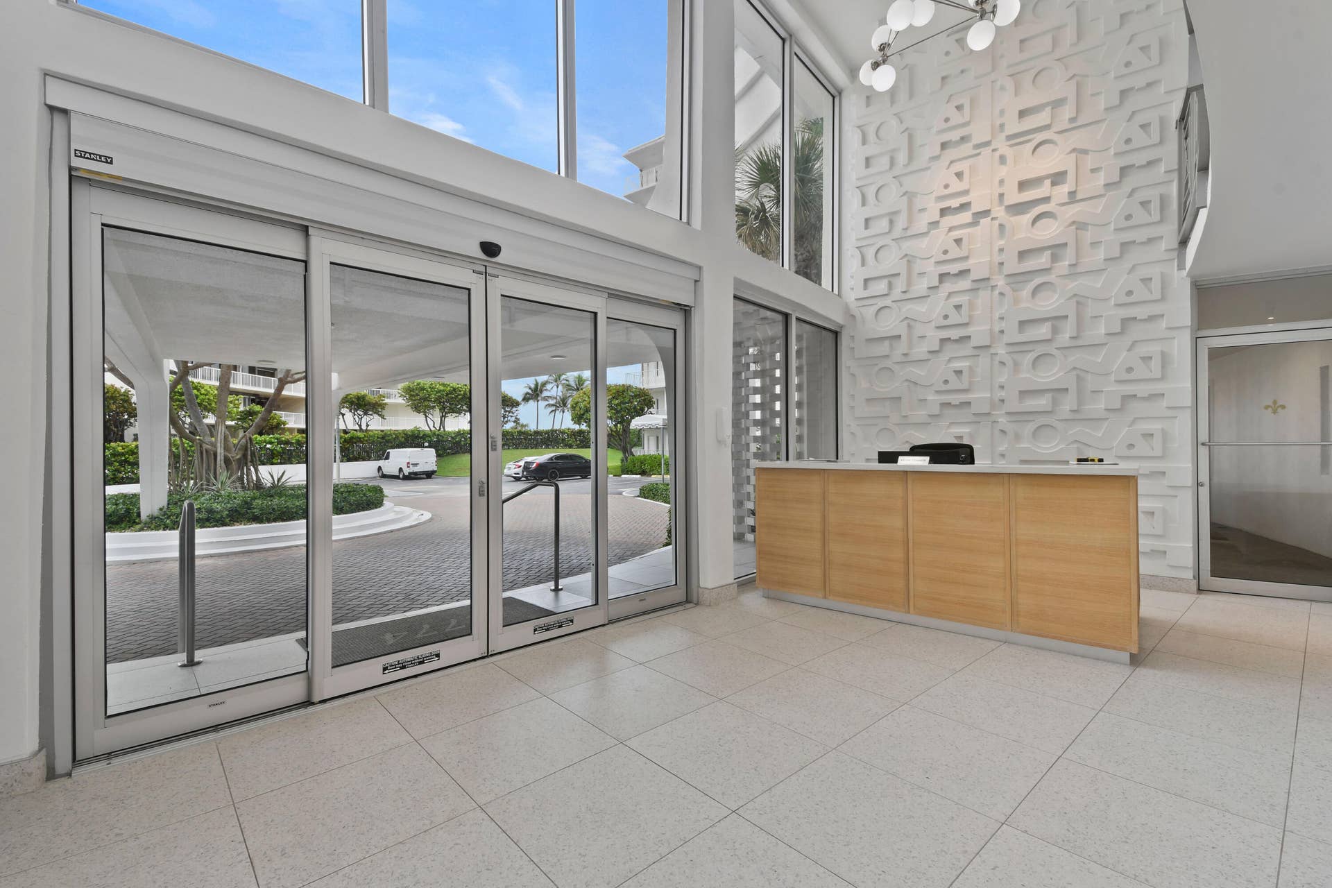 2774 S OCEAN Boulevard, #506, Palm Beach, FL 33480 2774SOceanBlvd-AmbassadorSouth(25)