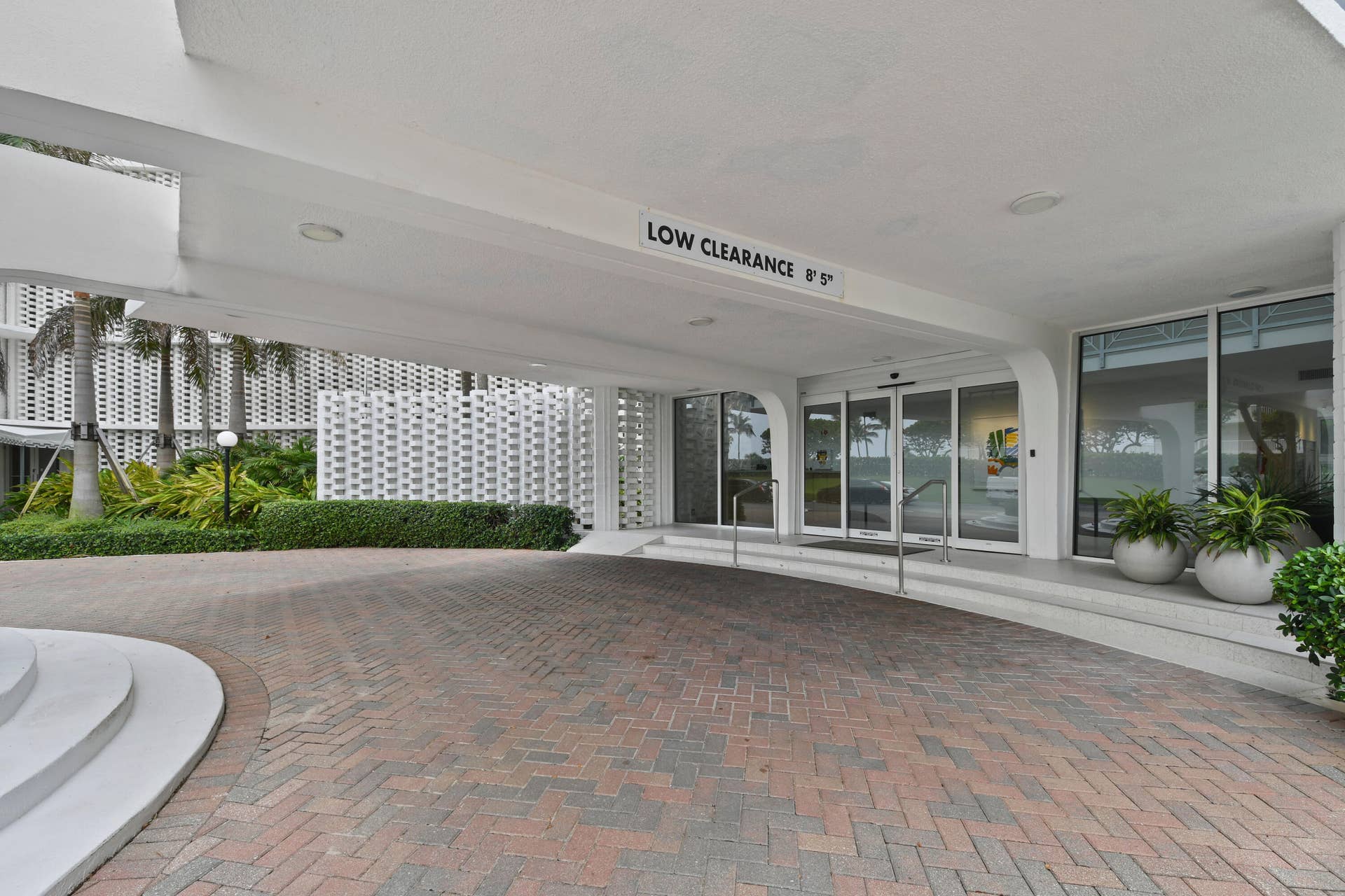 2774 S OCEAN Boulevard, #506, Palm Beach, FL 33480 2774SOceanBlvd-AmbassadorSouth(23)