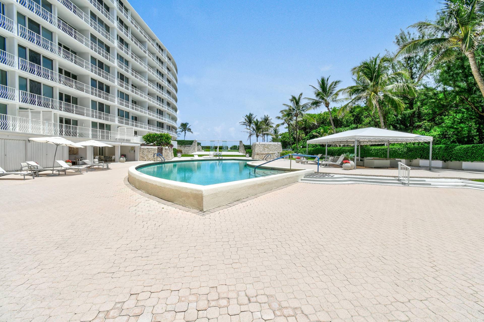 2774 S OCEAN Boulevard, #506, Palm Beach, FL 33480 2774SOceanBlvd-AmbassadorSouth(3)