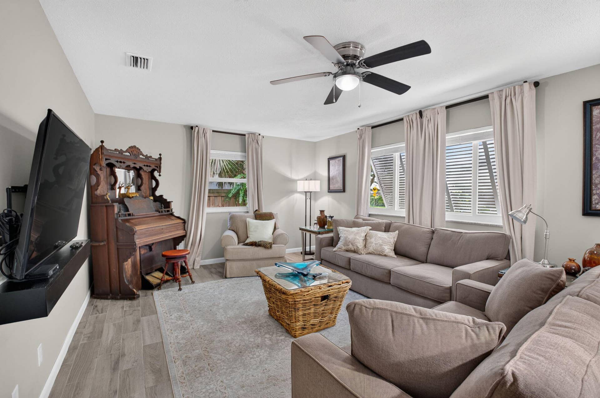 4675 CANAL Drive, Lake Worth, FL 33463 7-web-or-mls-DSC_3880