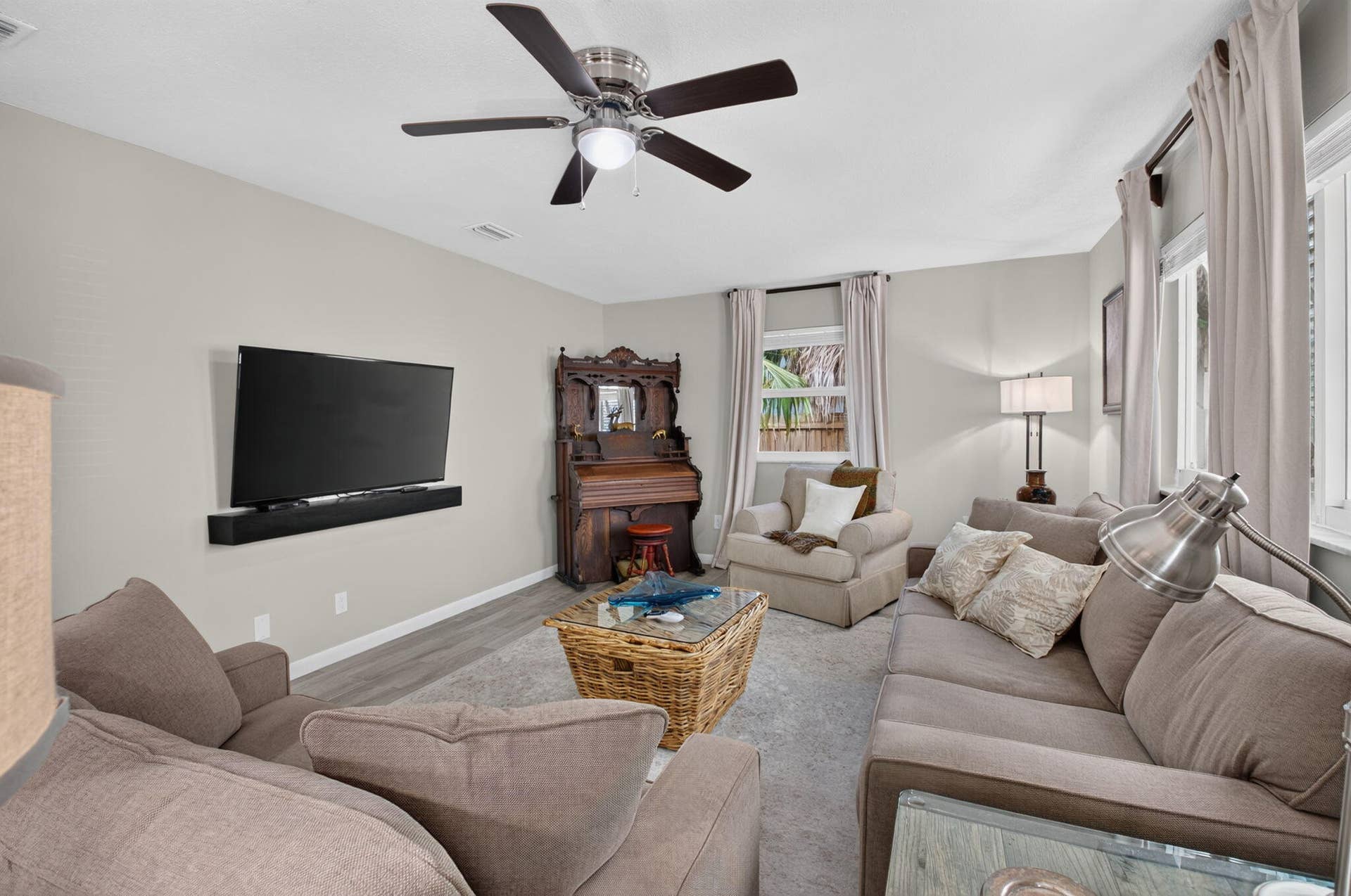 4675 CANAL Drive, Lake Worth, FL 33463 8-web-or-mls-DSC_3885
