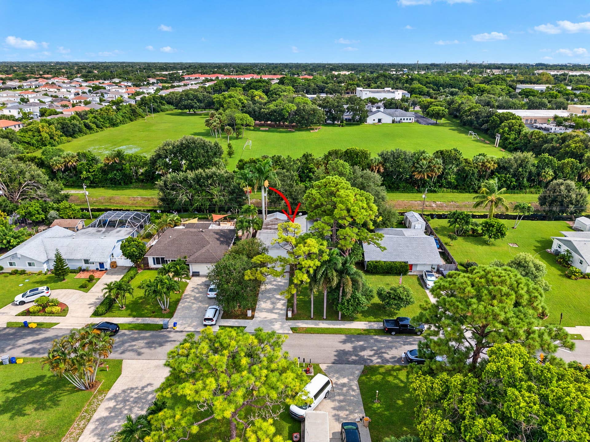 4675 CANAL Drive, Lake Worth, FL 33463 41-web-or-mls-DJI_20261007133219_0411_D