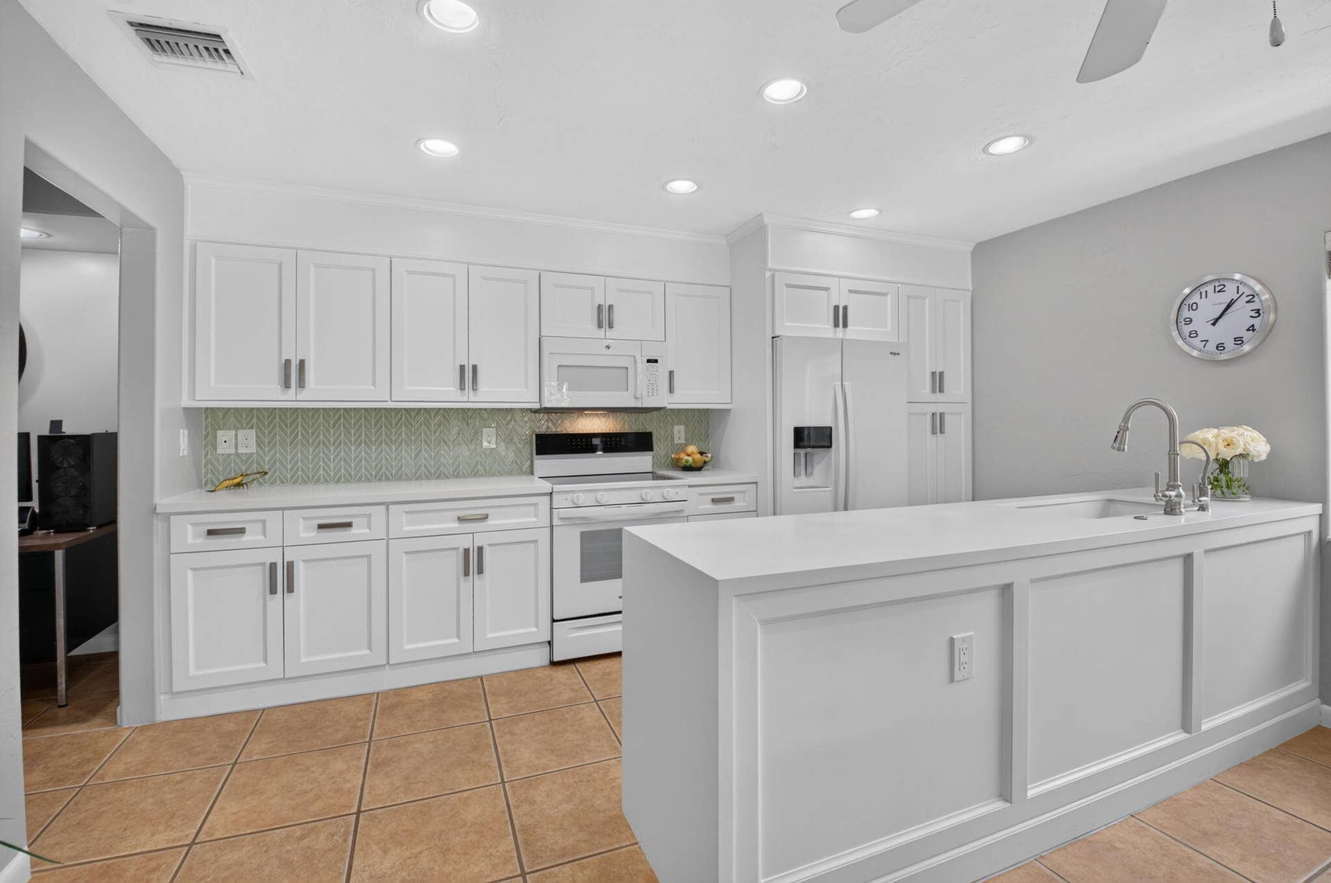 4675 CANAL Drive, Lake Worth, FL 33463 15-web-or-mls-DSC_3919