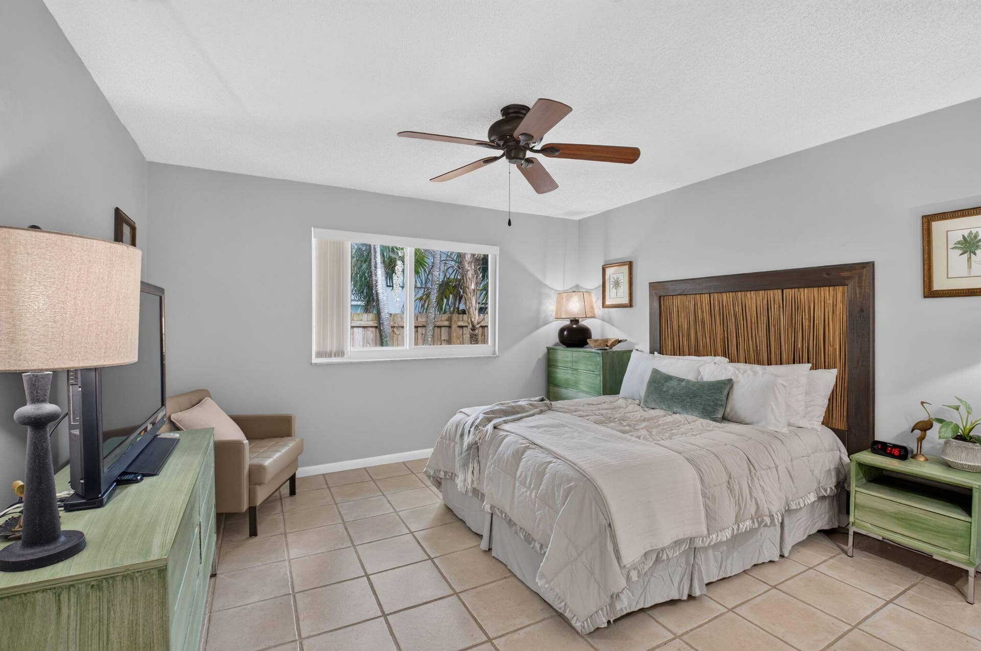 4675 CANAL Drive, Lake Worth, FL 33463 20-web-or-mls-DSC_3945
