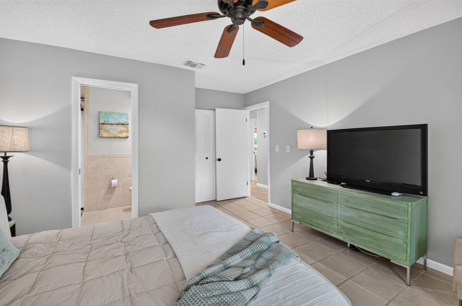 4675 CANAL Drive, Lake Worth, FL 33463 22-web-or-mls-DSC_3954