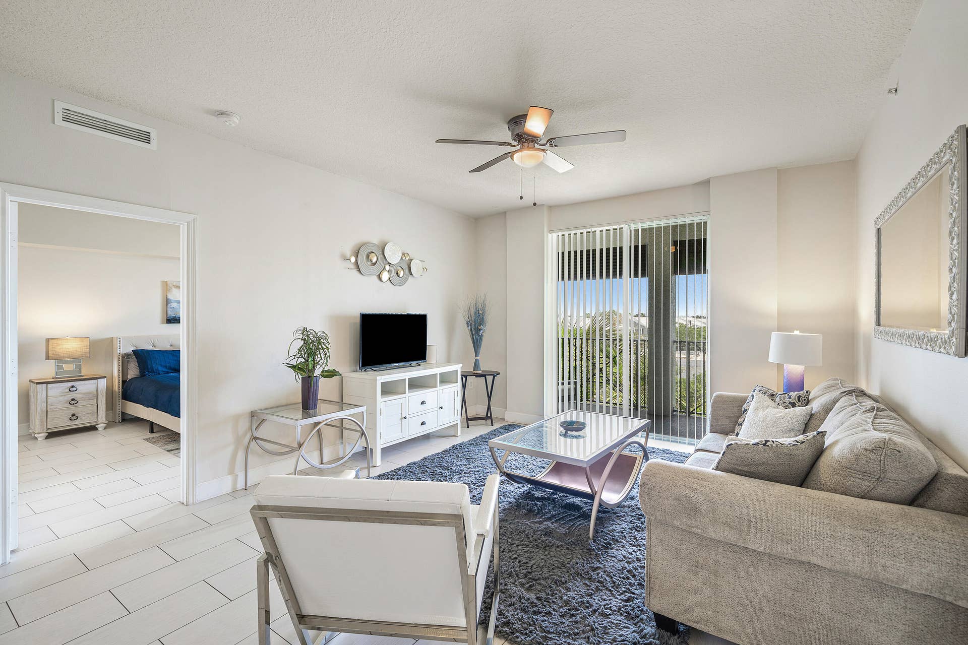 255 NE 3rd Avenue, #2503, Delray Beach, FL 33444 Living Room