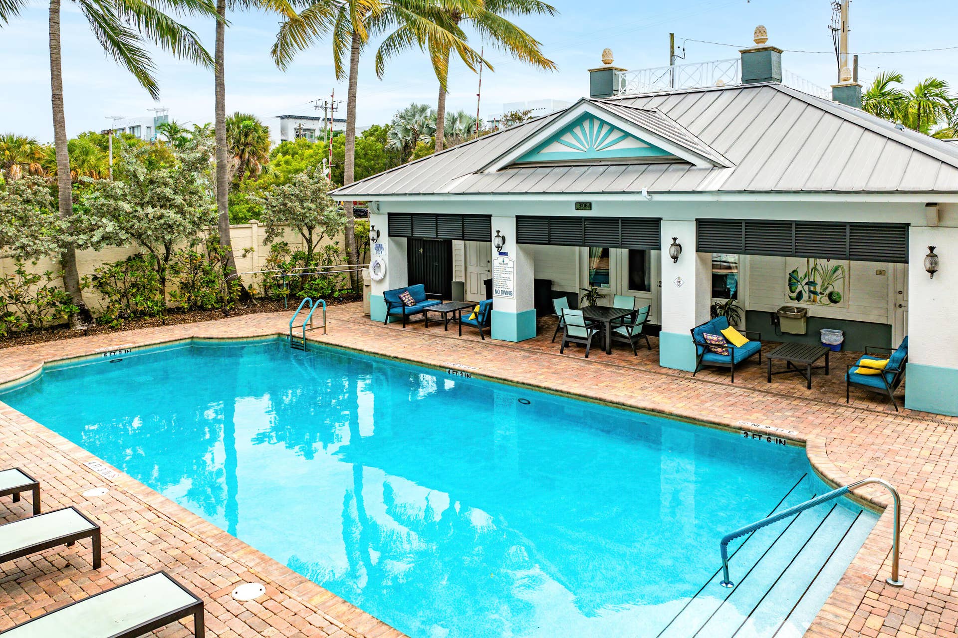255 NE 3rd Avenue, #2503, Delray Beach, FL 33444 Pool