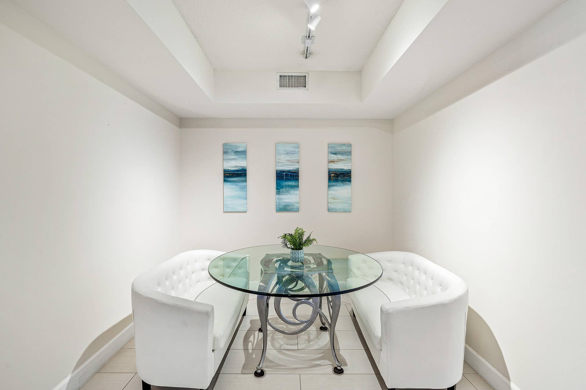 255 NE 3rd Avenue, #2503, Delray Beach, FL 33444 Dining Room