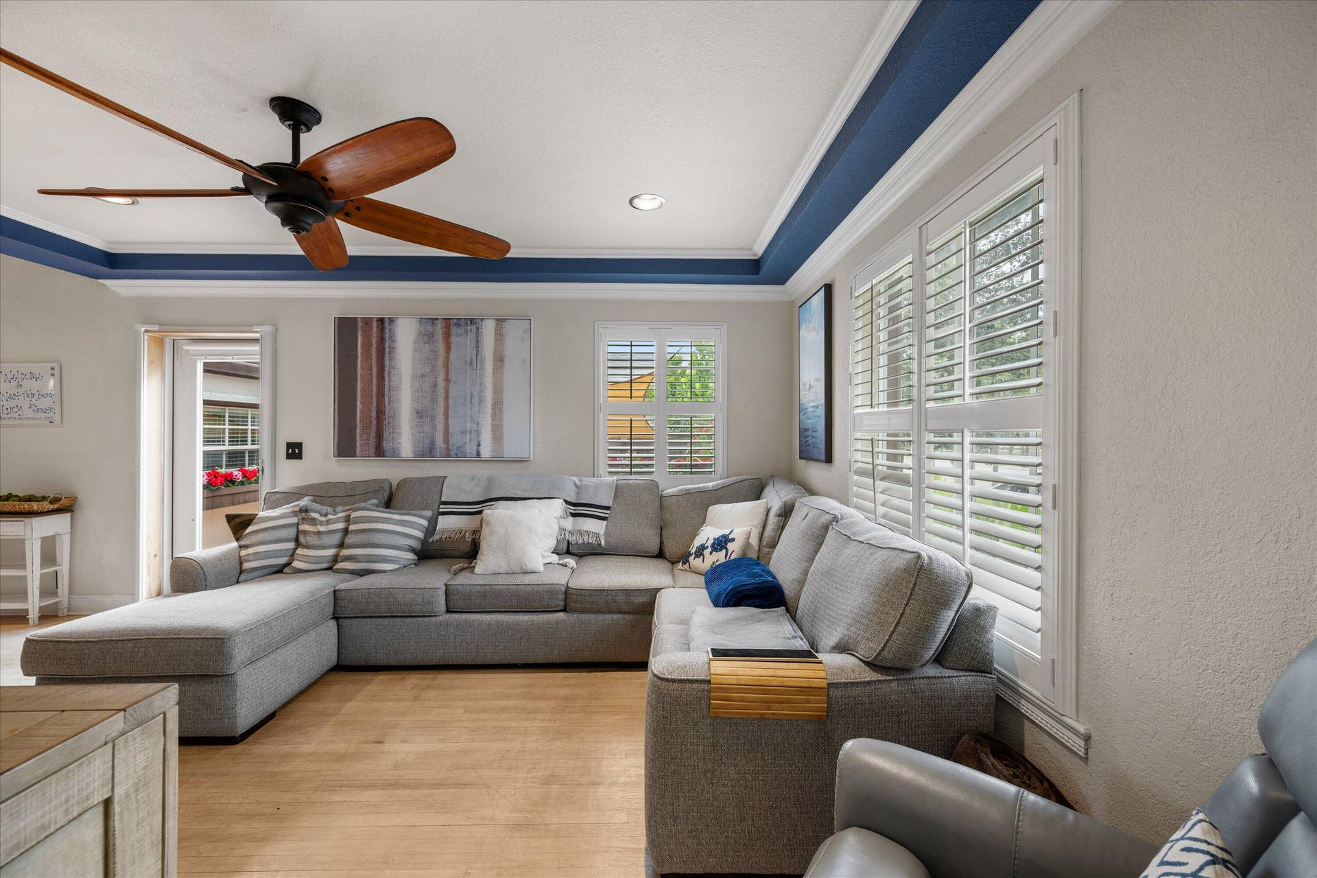 436 38th Street, West Palm Beach, FL 33407 06-DSC_5238