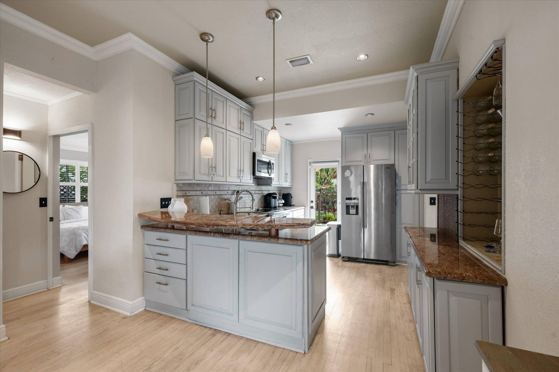436 38th Street, West Palm Beach, FL 33407 11-DSC_5214