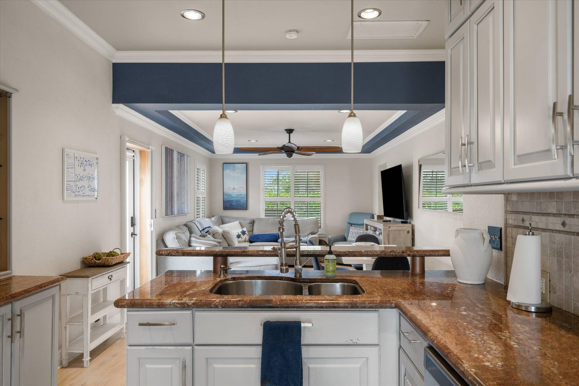 436 38th Street, West Palm Beach, FL 33407 12-DSC_5202