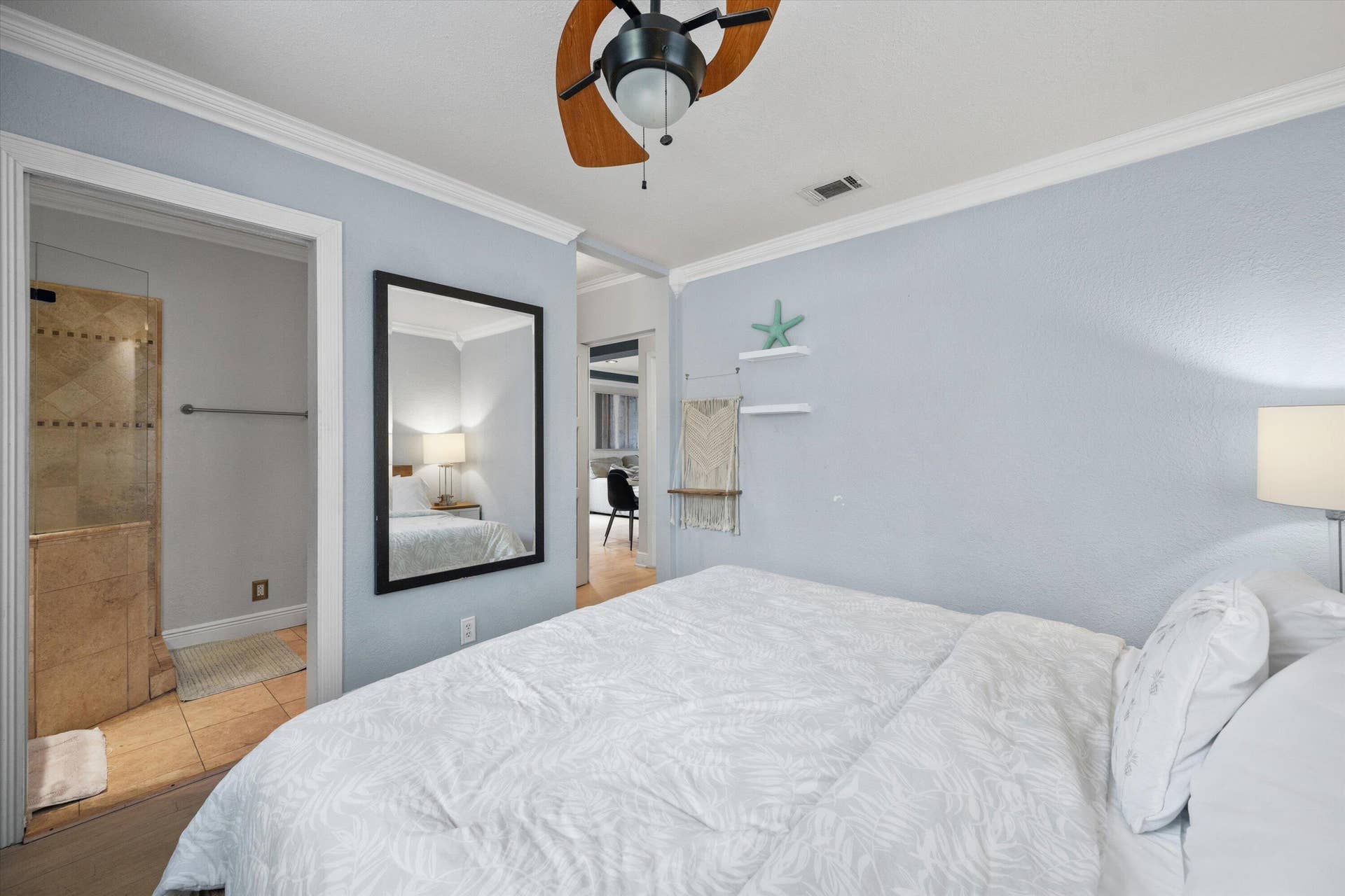 436 38th Street, West Palm Beach, FL 33407 16-DSC_5157