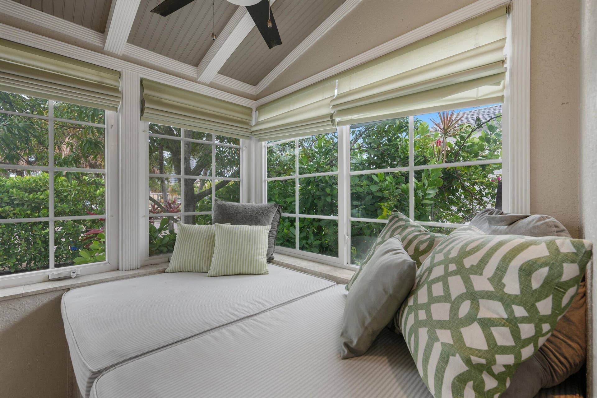 436 38th Street, West Palm Beach, FL 33407 25-DSC_5146