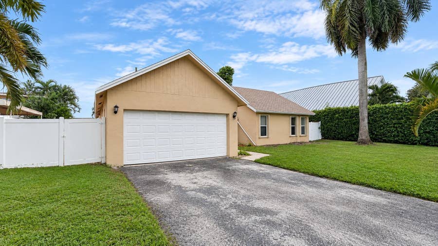 Property photo for 118 MOHIGAN Circle, Boca Raton, FL