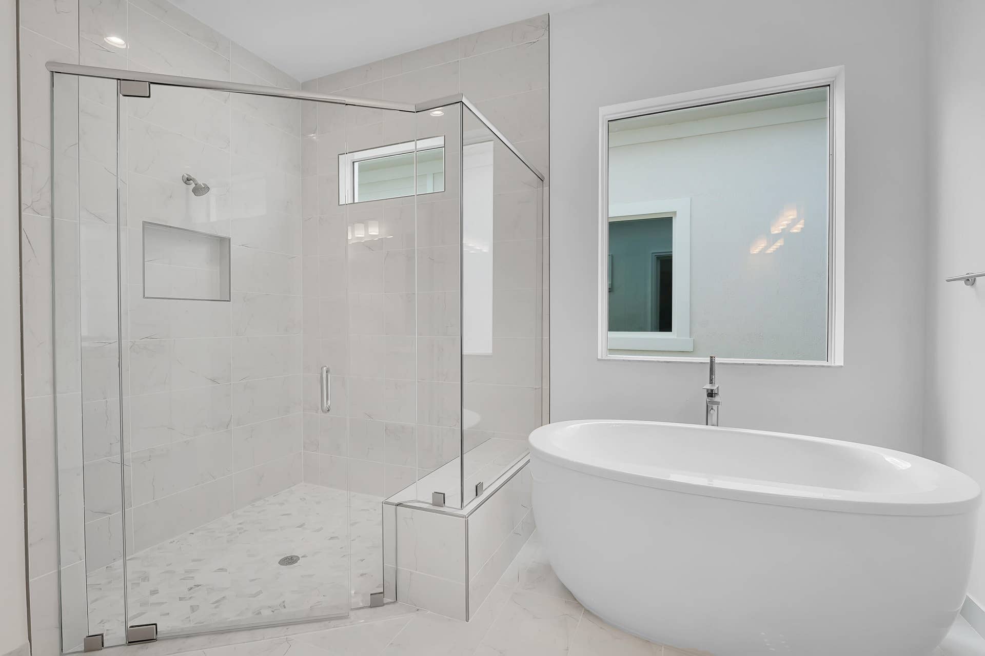 23_primary bathroom