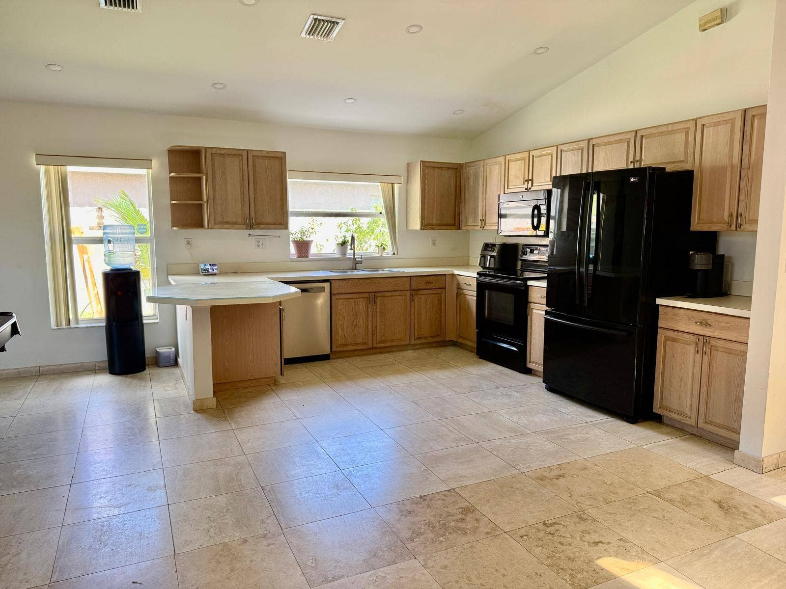 870 NW 166TH Avenue, Pembroke Pines, FL 33028 WhatsApp Image 2026-10-07 at 9.30.12 AM
